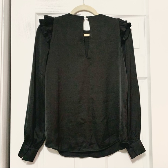 ♣️ (Make an Offer!) • H&M Ruffle Trim Satin Blouse - Picture 6 of 11